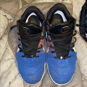 Kobe “BHM” basketball shoes size 11 R.I.P.